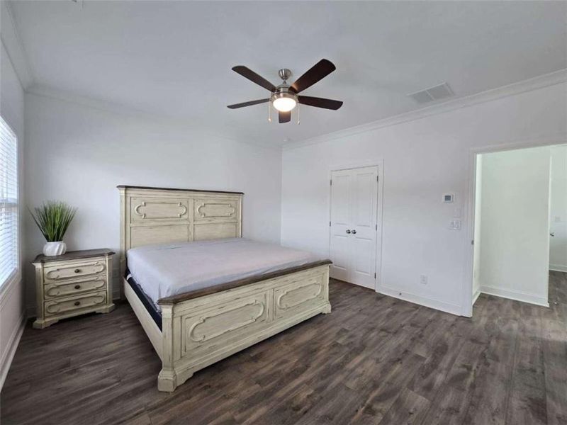 Furnished interior view inside a new home in , Suwanee (Image 16).