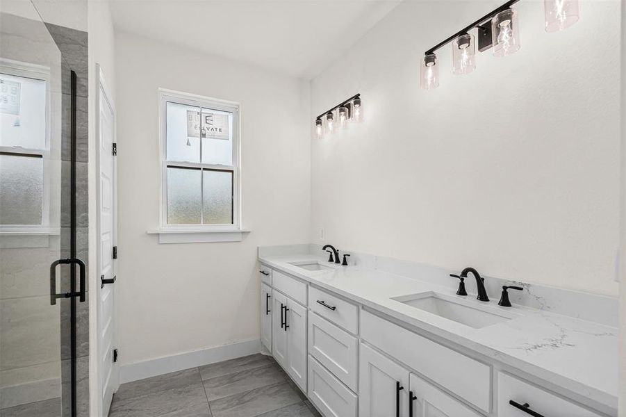 Furnished interior view inside a new home in , Millsap (Image 9).