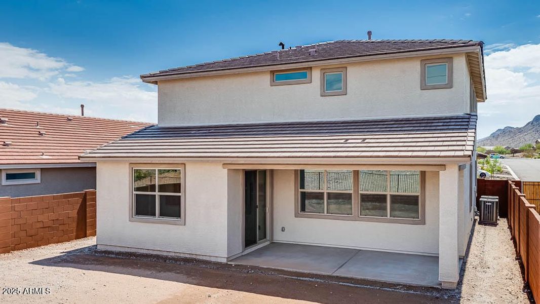 hj-az-phoenix-lucero-discovery-sienna-lo