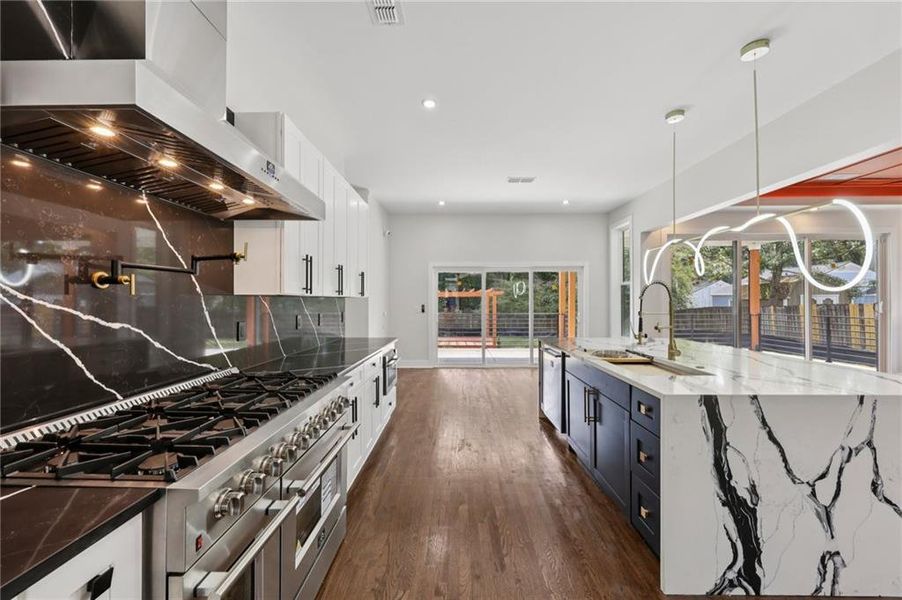 Furnished interior view inside a new home in , Atlanta (Image 7).