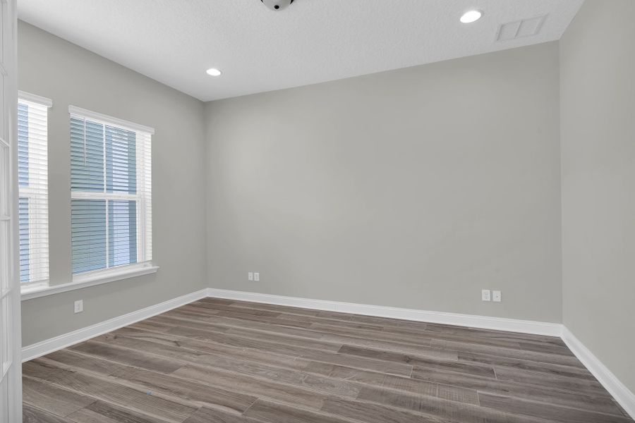 Representative unfurnished interior of a home built from the Riverdale by Riverside Homes in Hidden Creek at SilverLeaf, St. Augustine (Image 20). Representative unfurnished interior of a home built from the Riverdale by Riverside Homes in Hidden Creek at SilverLeaf, St. Augustine (Image 20).