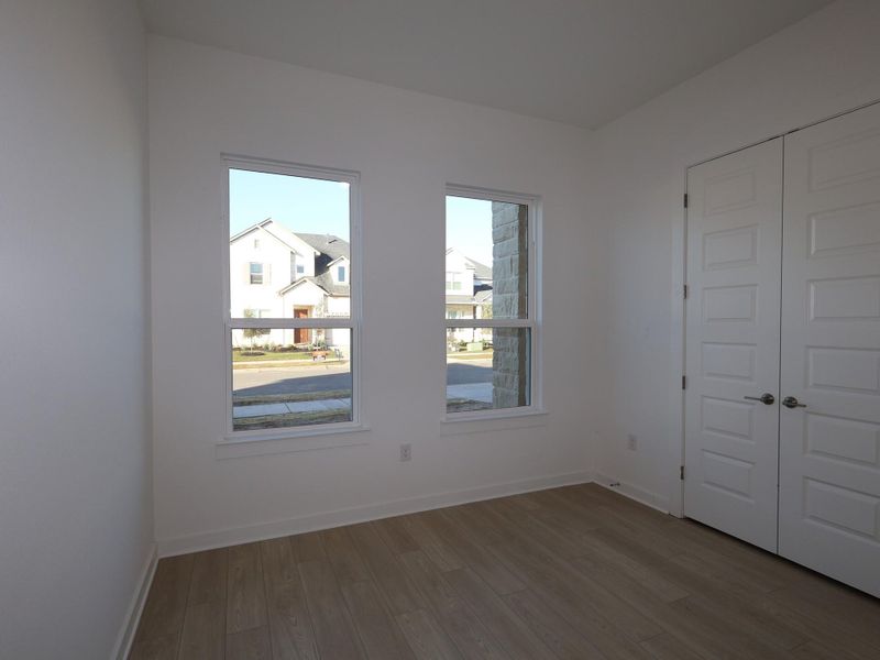 Spacious, unfurnished interior of a new home in Barksdale, Leander (Image 14).