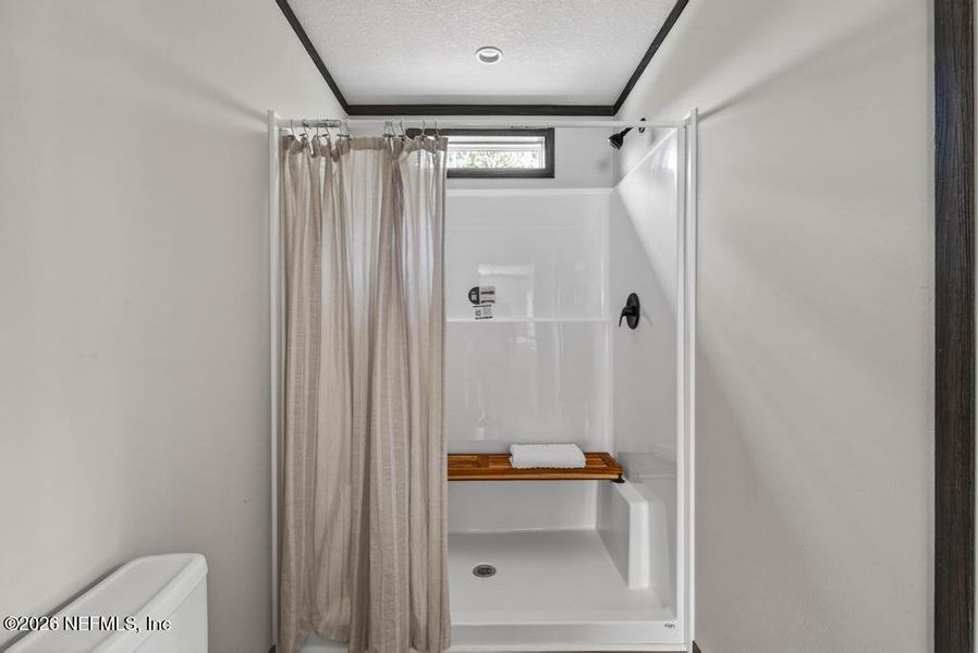 Furnished interior view inside a new home in , Middleburg (Image 36).