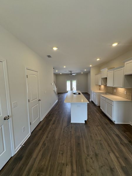 PHOTO IS OF A COMPLETED UNIT. SELECTIONS AND OPTIONS MAY VARY. PHOTO IS OF A COMPLETED UNIT. SELECTIONS AND OPTIONS MAY VARY.