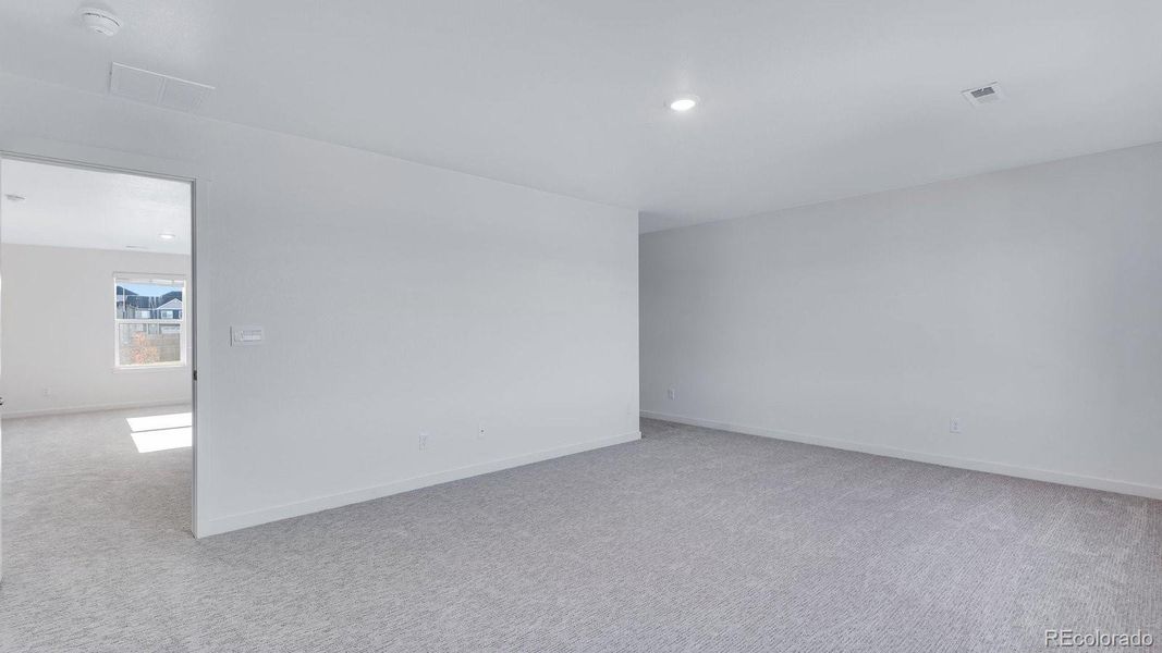 Spacious, unfurnished interior of a new home in Spring Valley Ranch, Elizabeth (Image 27).