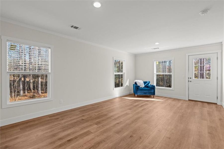 Spacious, unfurnished interior of a new home in , Bremen (Image 14). Spacious, unfurnished interior of a new home in , Bremen (Image 14).