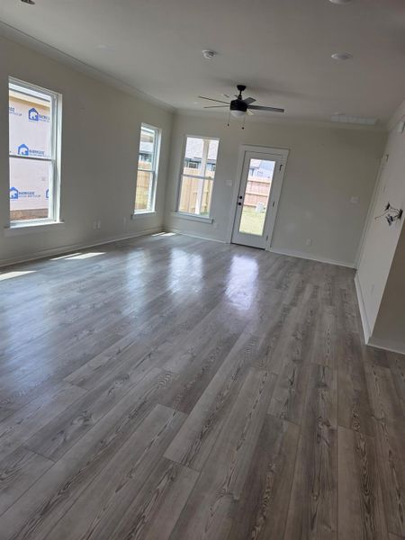 Spacious, unfurnished interior of a new home in Aldeana, Bonney (Image 7).