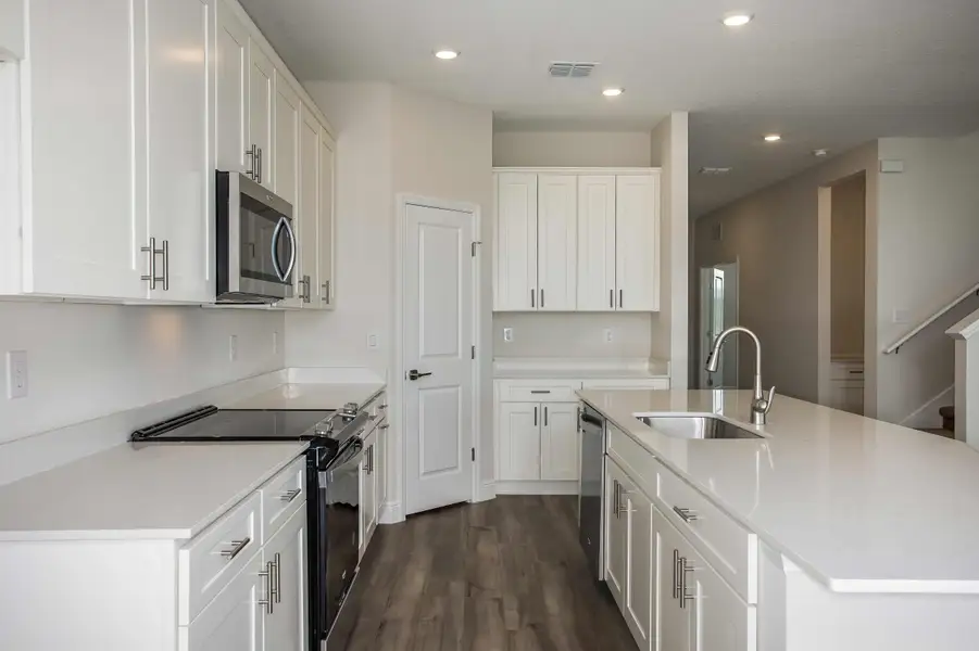 Representative furnished interior of a home built from the Lido by Casa Fresca Homes in Mirada, San Antonio (Image 5).