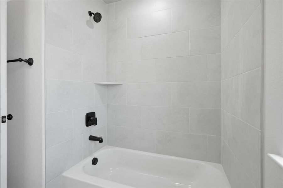 Close-up of interior finishes inside a home in , Weatherford (Image 14).
