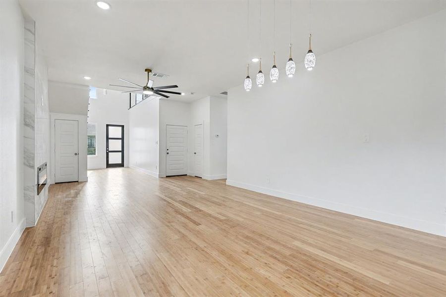 Spacious, unfurnished interior of a new home in , Dallas (Image 29). Spacious, unfurnished interior of a new home in , Dallas (Image 29).