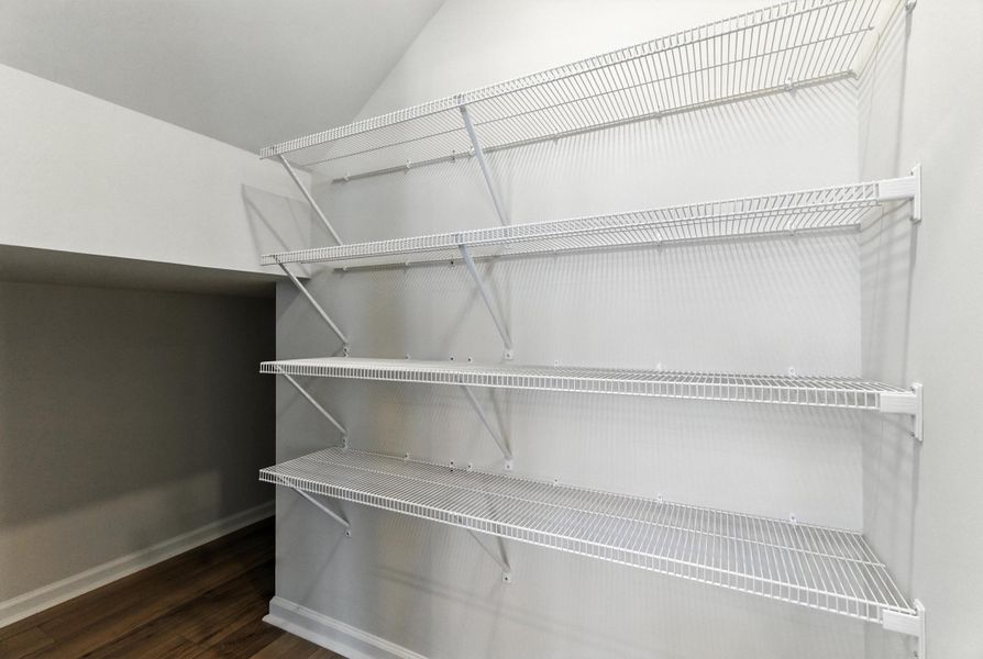 Spacious, unfurnished interior of a new home in , Summerville (Image 31).