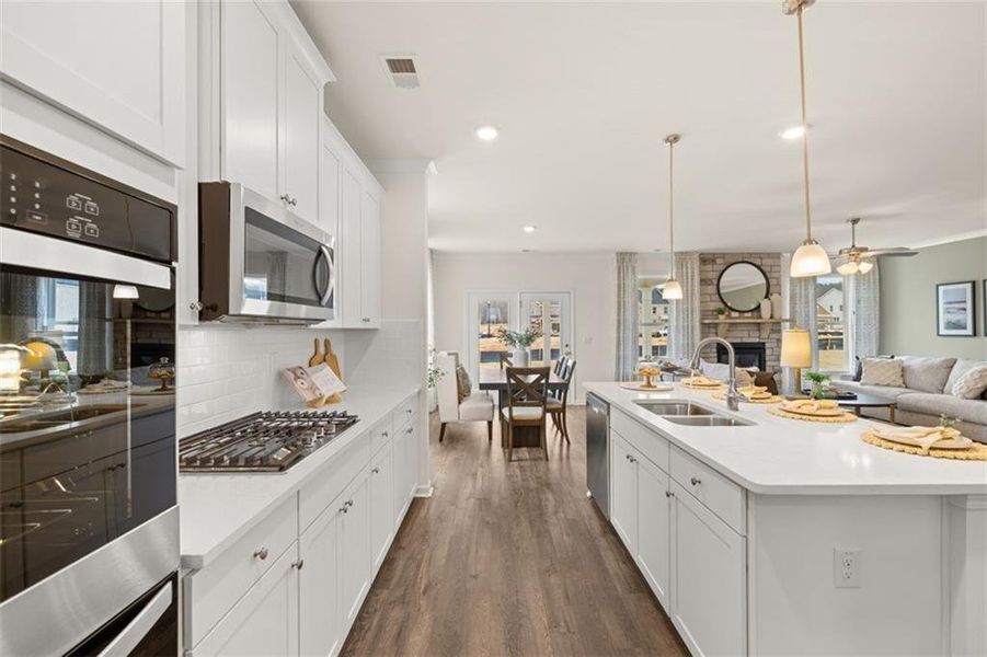 Furnished interior view inside a new home in Westland, Bogart (Image 28).