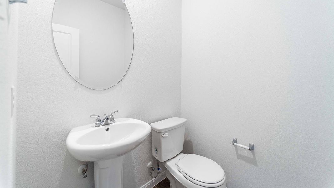 Furnished interior view inside a new home in Sunset Oaks, Maxwell (Image 9).