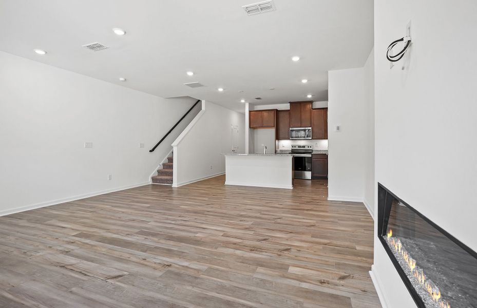 Spacious, unfurnished interior of a new home in Mallard Park, Charlotte (Image 38). Spacious, unfurnished interior of a new home in Mallard Park, Charlotte (Image 38).