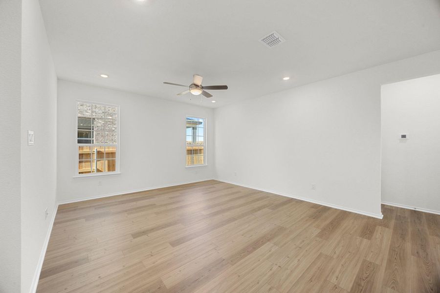 Spacious, unfurnished interior of a new home in Salerno - Heritage Collection, Round Rock (Image 26).