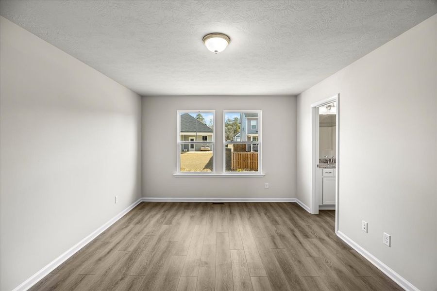 Spacious, unfurnished interior of a new home in Windsor, North Augusta (Image 26).