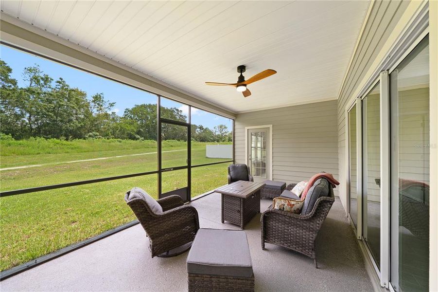 Exterior details and patio area of a home in Trailhead Landing, Alachua (Image 4).