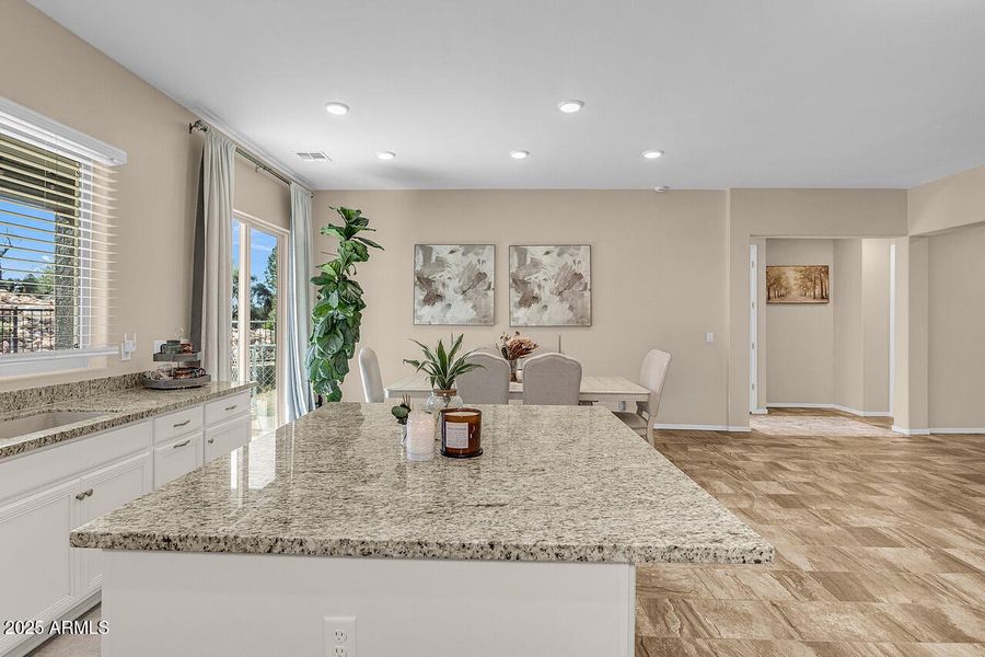 HK5A0483-1280 HK5A0483-1280