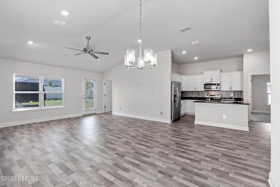 Image 47 of a home in Shadow Crest at Rolling Hills.