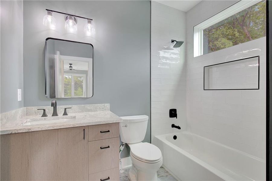 Furnished interior view inside a new home in , Atlanta (Image 34).