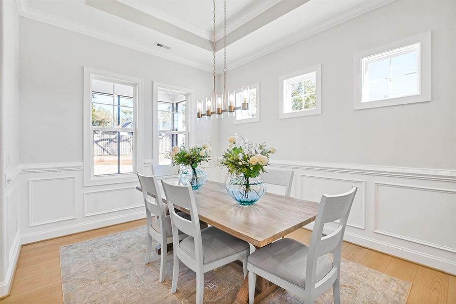 Charleston Harbor, Dining Room
