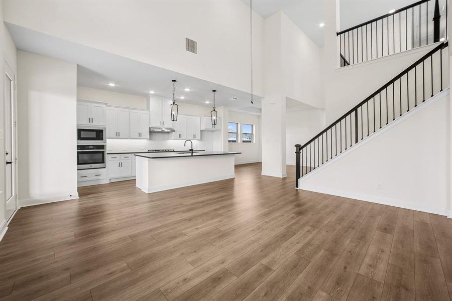 Spacious, unfurnished interior of a new home in Tavolo Park Cottages, Fort Worth (Image 28). Spacious, unfurnished interior of a new home in Tavolo Park Cottages, Fort Worth (Image 28).