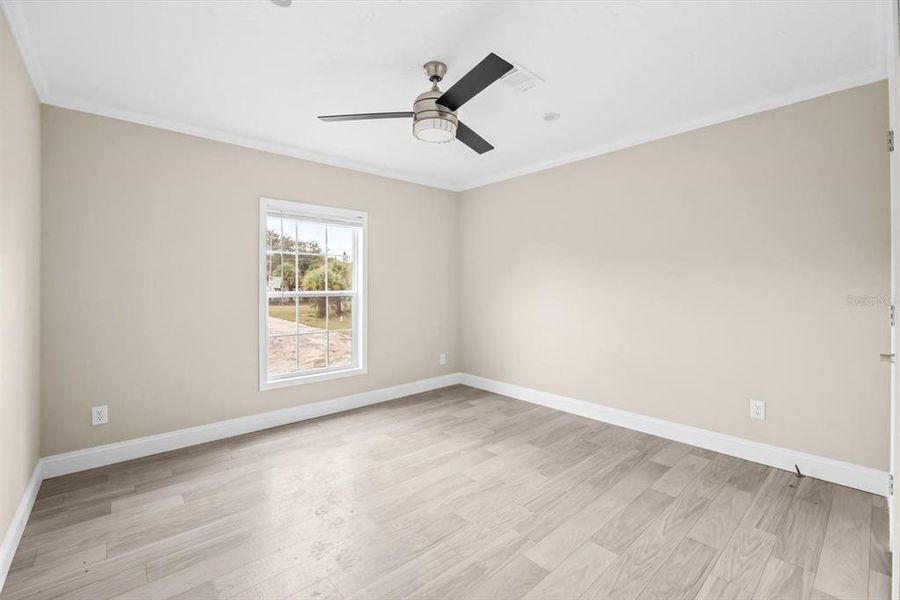 Spacious, unfurnished interior of a new home in , Okeechobee (Image 13).