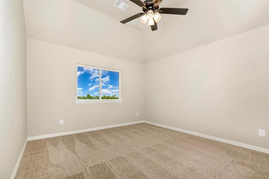 Spacious, unfurnished interior of a new home in , Prosper (Image 17).