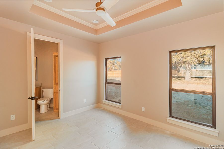 Spacious, unfurnished interior of a new home in , La Vernia (Image 26). Spacious, unfurnished interior of a new home in , La Vernia (Image 26).