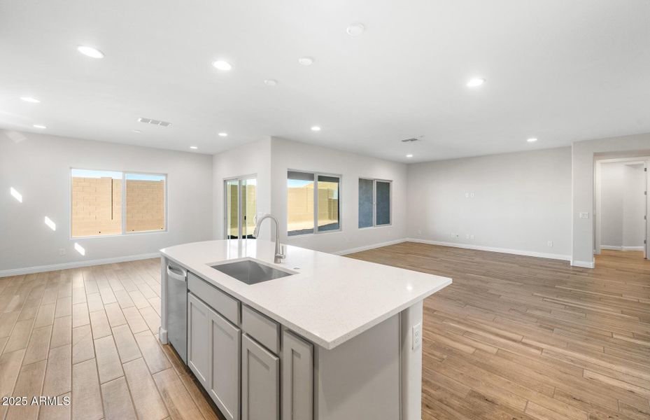 Kitchen/Cafe/Gathering Room