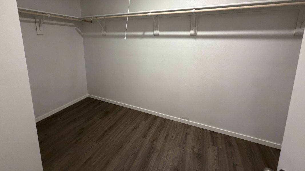 Spacious, unfurnished interior of a new home in Waverly Estates, Josephine (Image 7).