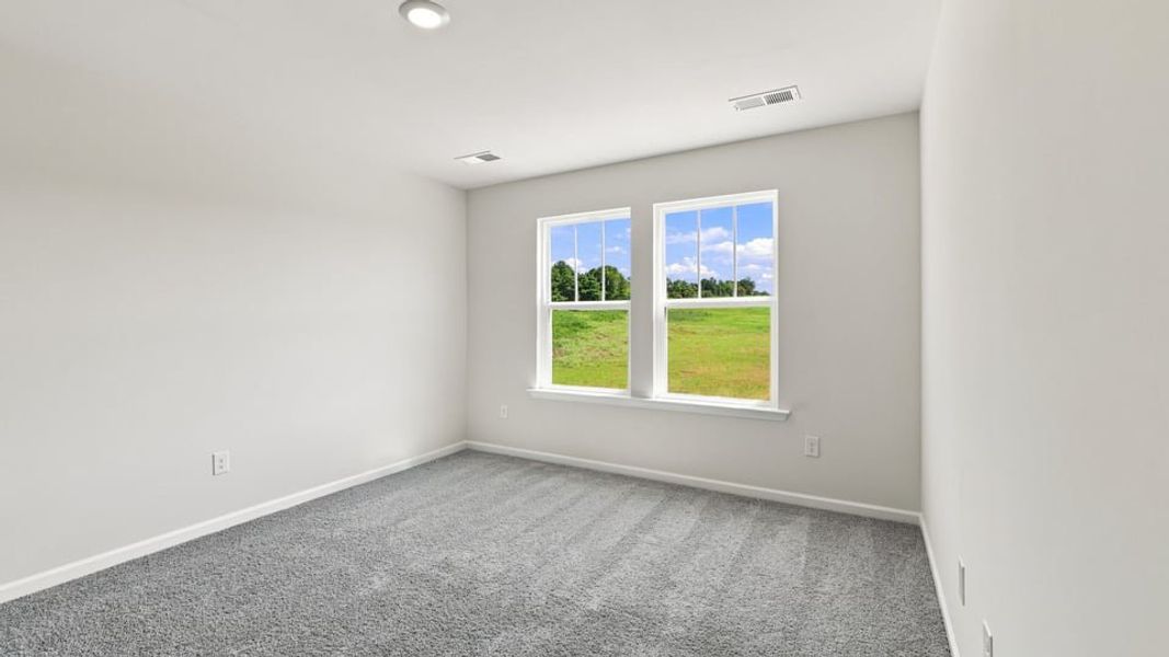 Spacious, unfurnished interior of a new home in Baxter Village, Boiling Springs (Image 30).