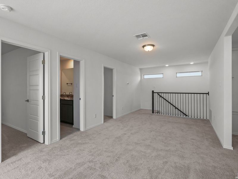 Spacious, unfurnished interior of a new home in Agave, San Antonio (Image 28). Spacious, unfurnished interior of a new home in Agave, San Antonio (Image 28).