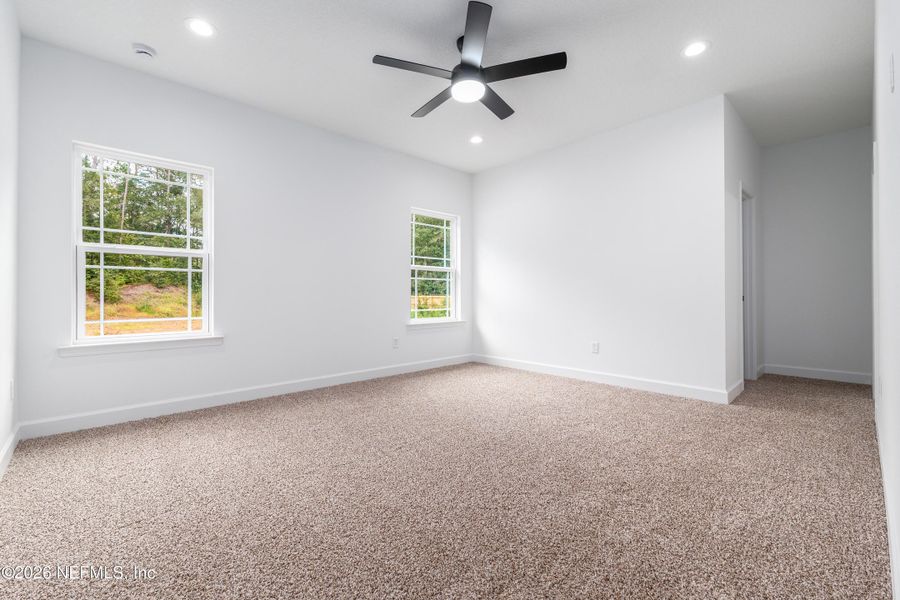 Spacious, unfurnished interior of a new home in , Starke (Image 13).