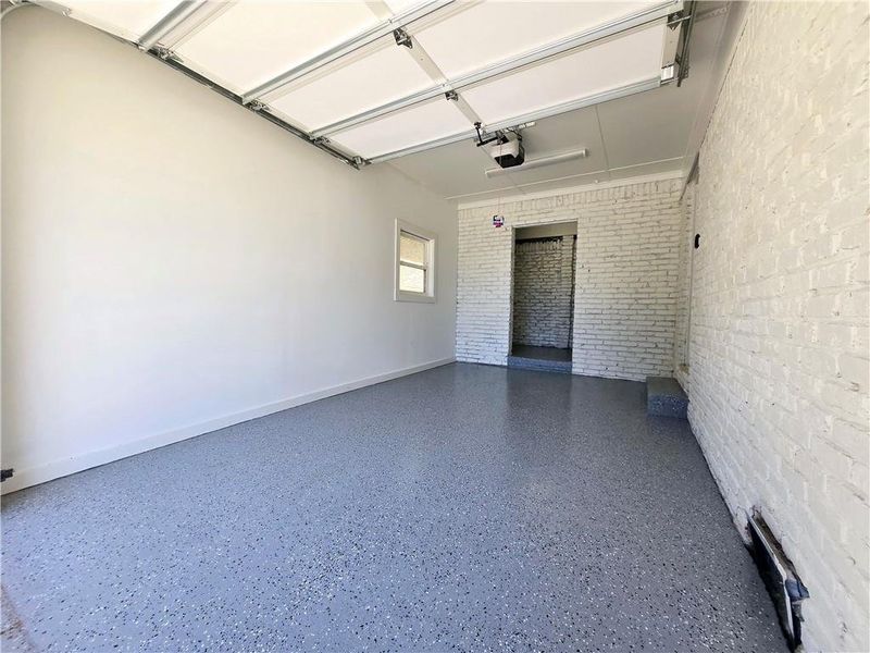 Spacious, unfurnished interior of a new home in , Decatur (Image 35).