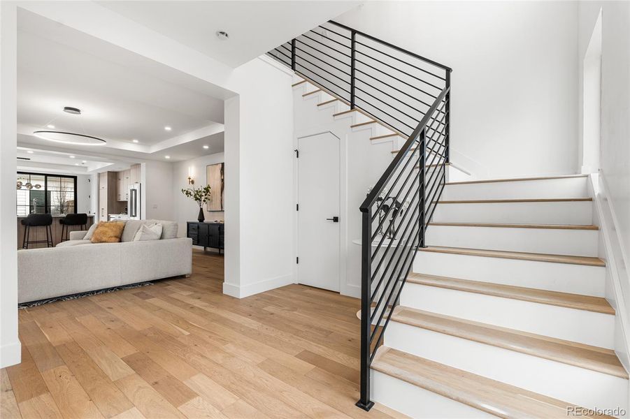 Spacious, unfurnished interior of a new home in , Denver (Image 21).