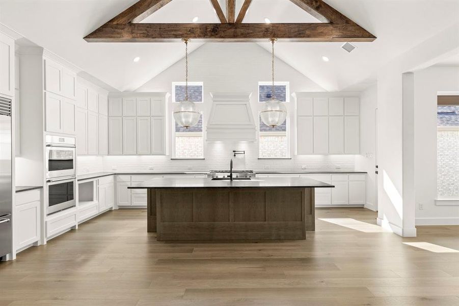 20. 3409 Alysheba - Kitchen