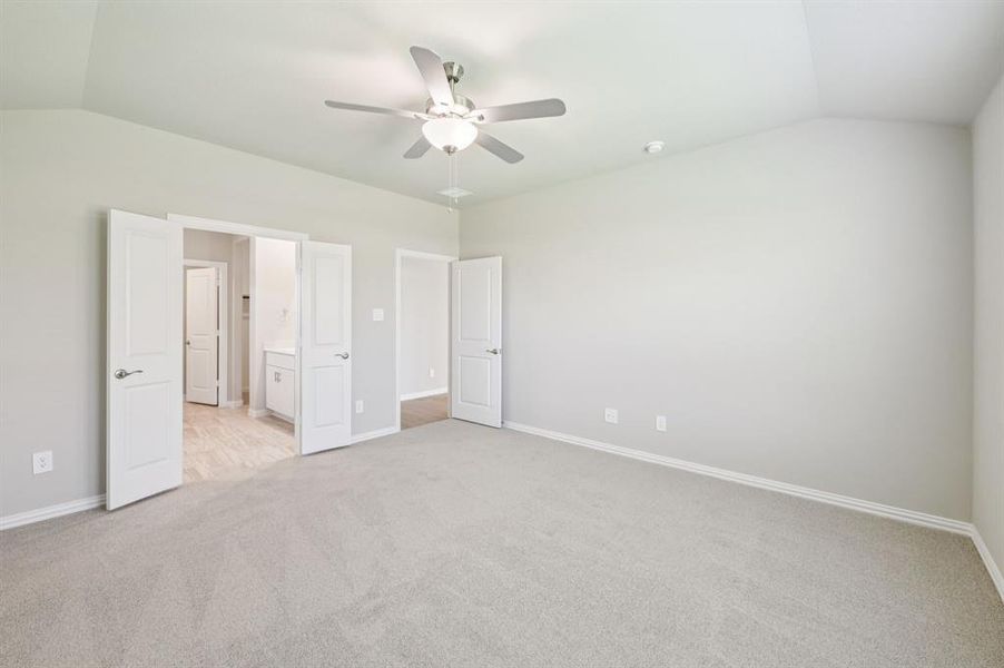 Photo is not of the actual home, but is an inspirational photo of builder’s model home and may depict options, furnishings, and/or decorator features that are not included. Photo is not of the actual home, but is an inspirational photo of builder’s model home and may depict options, furnishings, and/or decorator features that are not included.