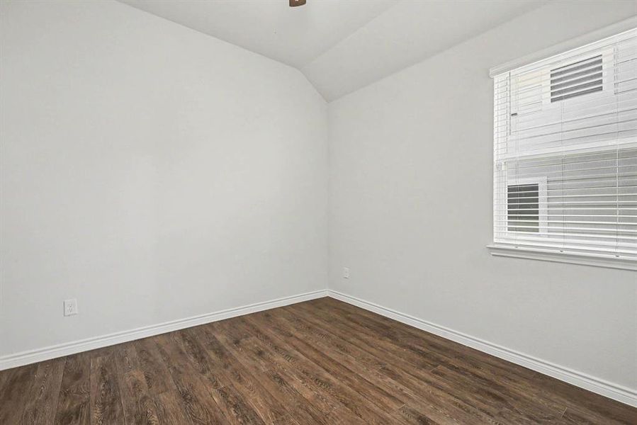 Spacious, unfurnished interior of a new home in , Fort Worth (Image 26).