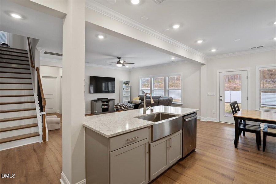 4038 Front Runner Dr. 4038 Front Runner Dr.