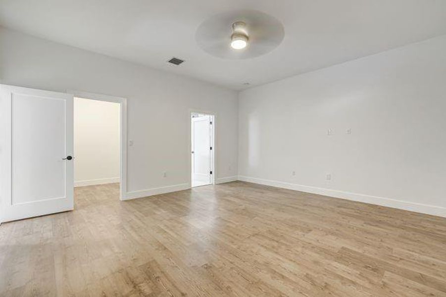 Spacious, unfurnished interior of a new home in , Fort Lauderdale (Image 24). Spacious, unfurnished interior of a new home in , Fort Lauderdale (Image 24).