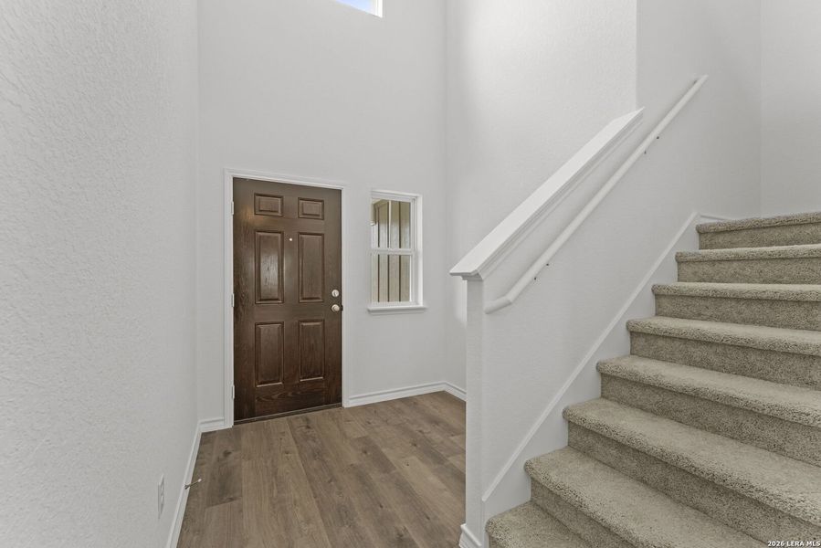 Spacious, unfurnished interior of a new home in Dove Song, Marion (Image 32).