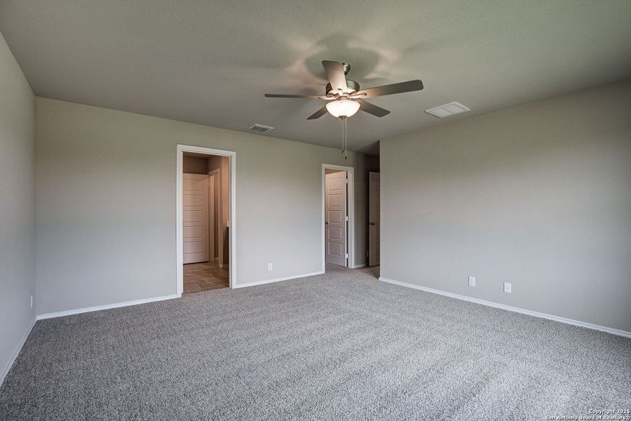 Spacious, unfurnished interior of a new home in Horizon Pointe, Converse (Image 56).