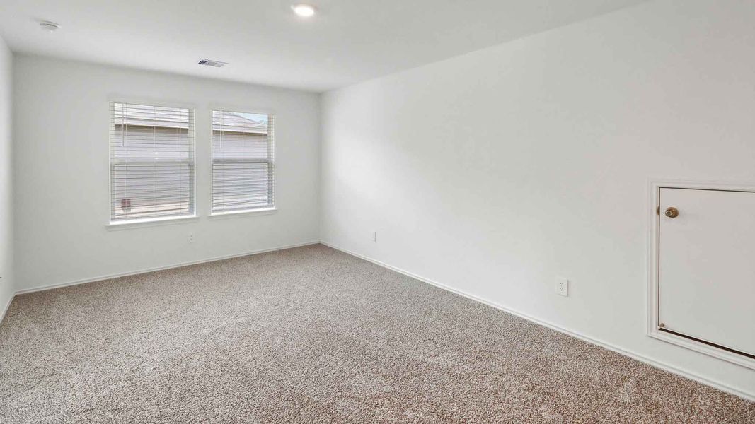 Spacious, unfurnished interior of a new home in Grand Pines, Magnolia (Image 21).