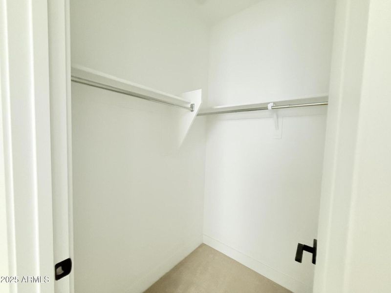 En Suite Walk In Closet