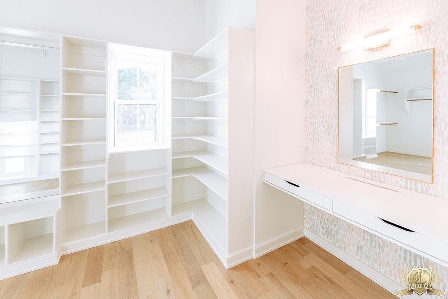 Furnished interior in a model home at Pecan Plantation in Granbury (Image 33). Furnished interior in a model home at Pecan Plantation in Granbury (Image 33).