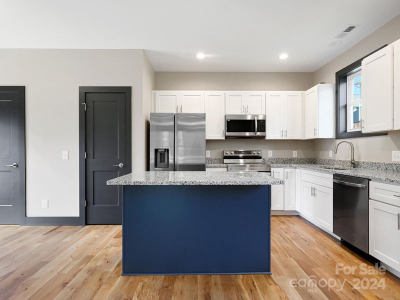 Large Island in Kitchen