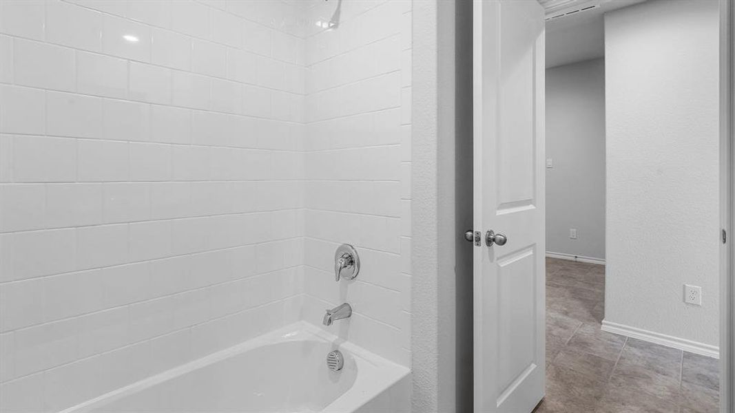 Image 27 of a home in .