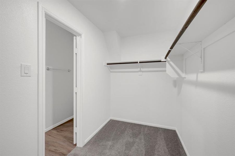 Spacious, unfurnished interior of a new home in ValleyBrooke, Mesquite (Image 38).