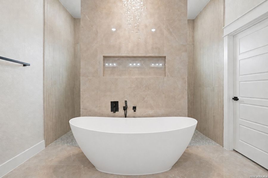 Furnished interior view inside a new home in , La Vernia (Image 15).